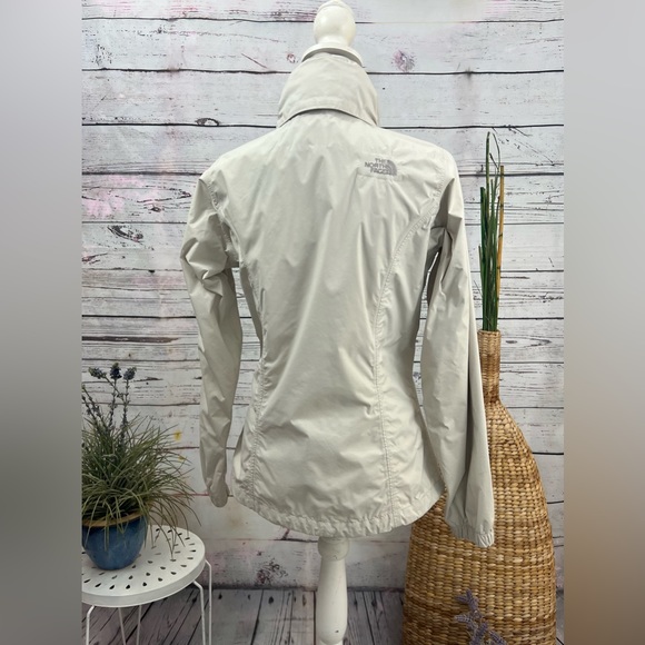 The North Face Women's Jacket Size S in Bone - Picture 4 of 9
